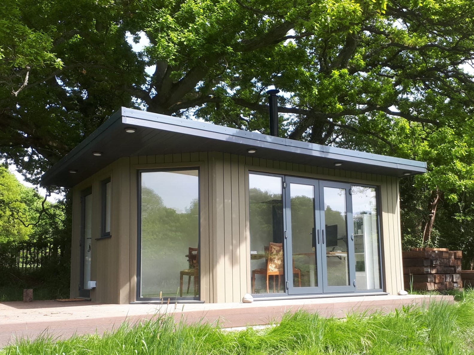 Bespoke Garden Room in Guildford, Surrey